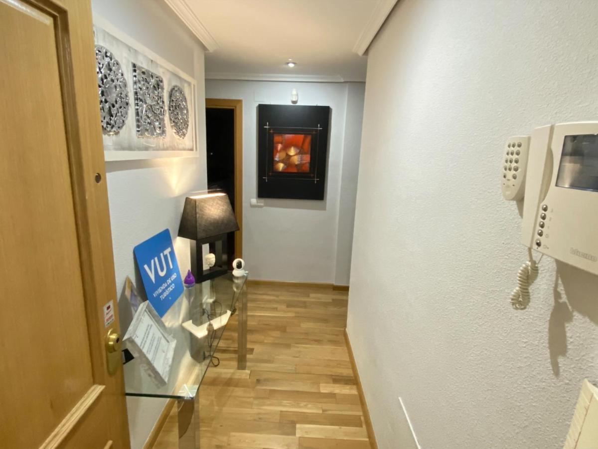 Ferienwohnung Aires De Toledo-Parque Warner Y Madrid En Familia Exterior foto