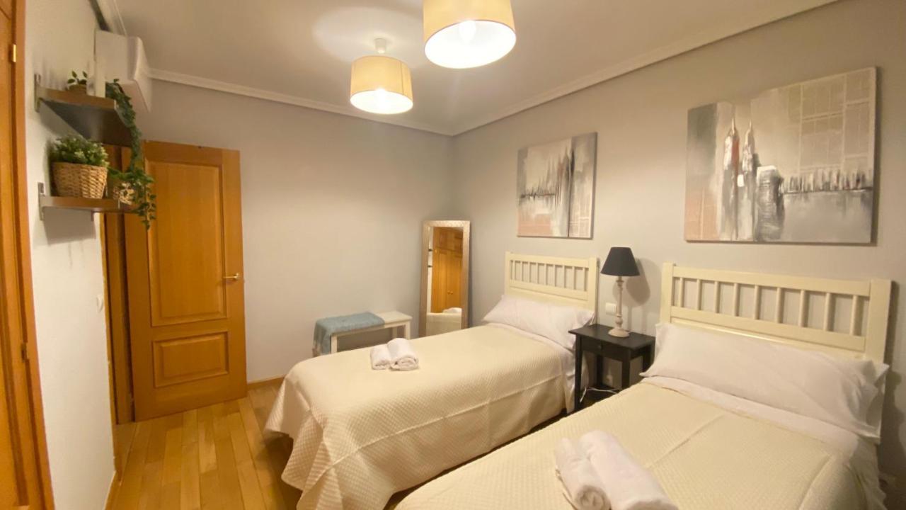 Ferienwohnung Aires De Toledo-Parque Warner Y Madrid En Familia Exterior foto